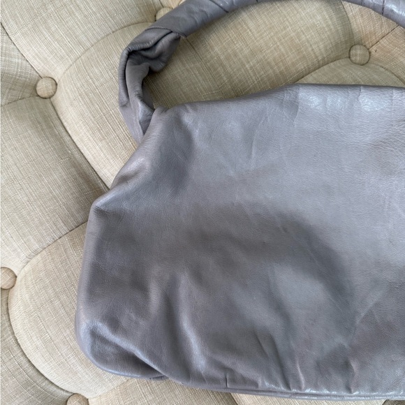 SATCHEL. Savannah Women's Shoulder Bag - Picture 6 of 12